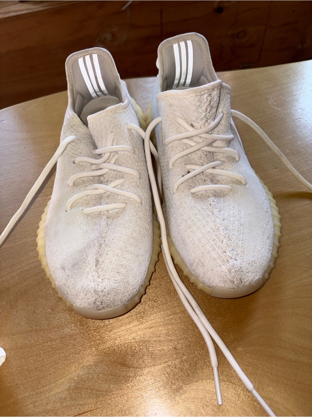 Cream Yeezy 350 Boosts Men’s 6.5